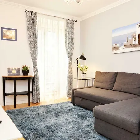 Santana 1 - Checkinhome Apartment Lissabon